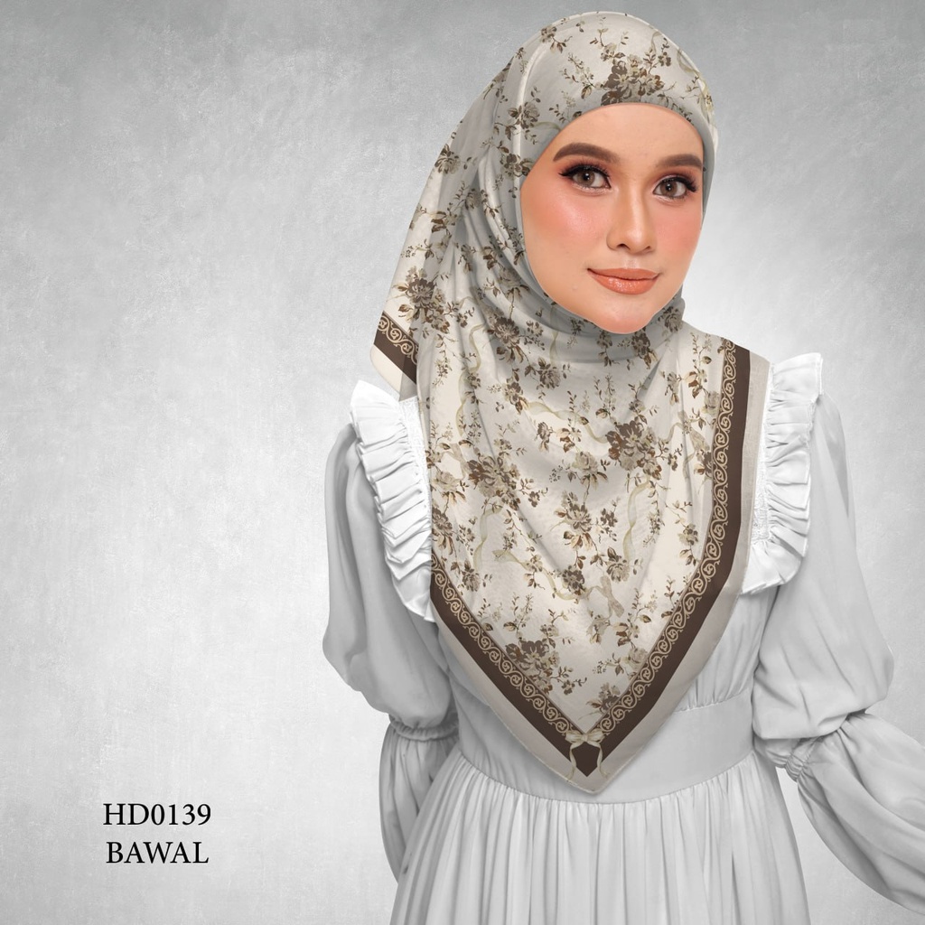 Tudung Bawal (Square Hijab) in HD0139