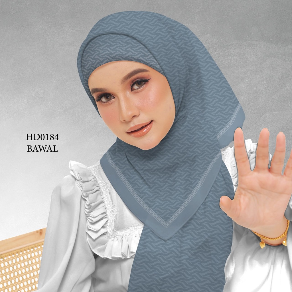 Tudung Bawal (Square Hijab) in HD0184
